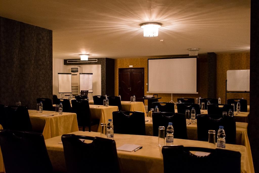 Al Murjan Palace Hotel Dżunija Zewnętrze zdjęcie